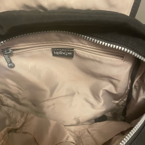 *SOLD*Kipling backpack - Picture 3 of 7